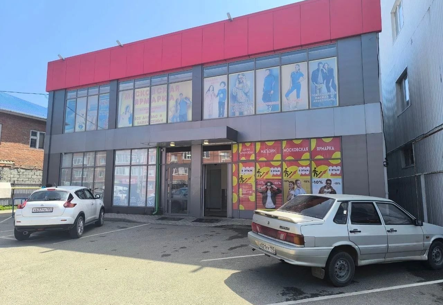 Гагарина 182